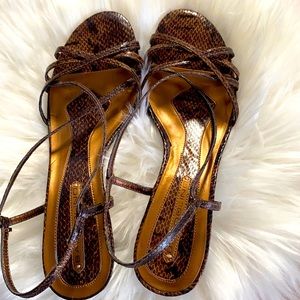 Kitten heels sandals